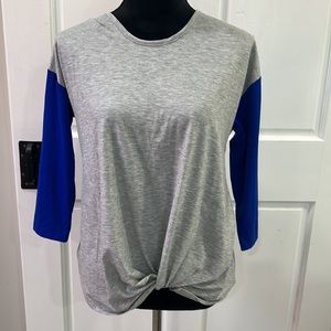 NWT live well active Size SM moisture wicking, 3/4 length sleeve w/Ty front